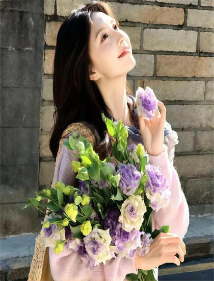 探索《催眠眼》的奥秘：隐藏细节与深层意义